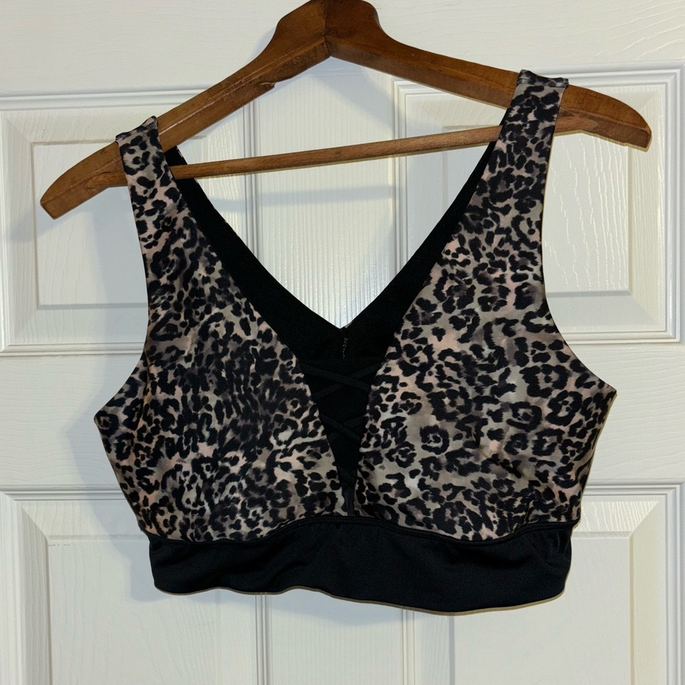 Jessica Simpson Sports Bra, Size XL